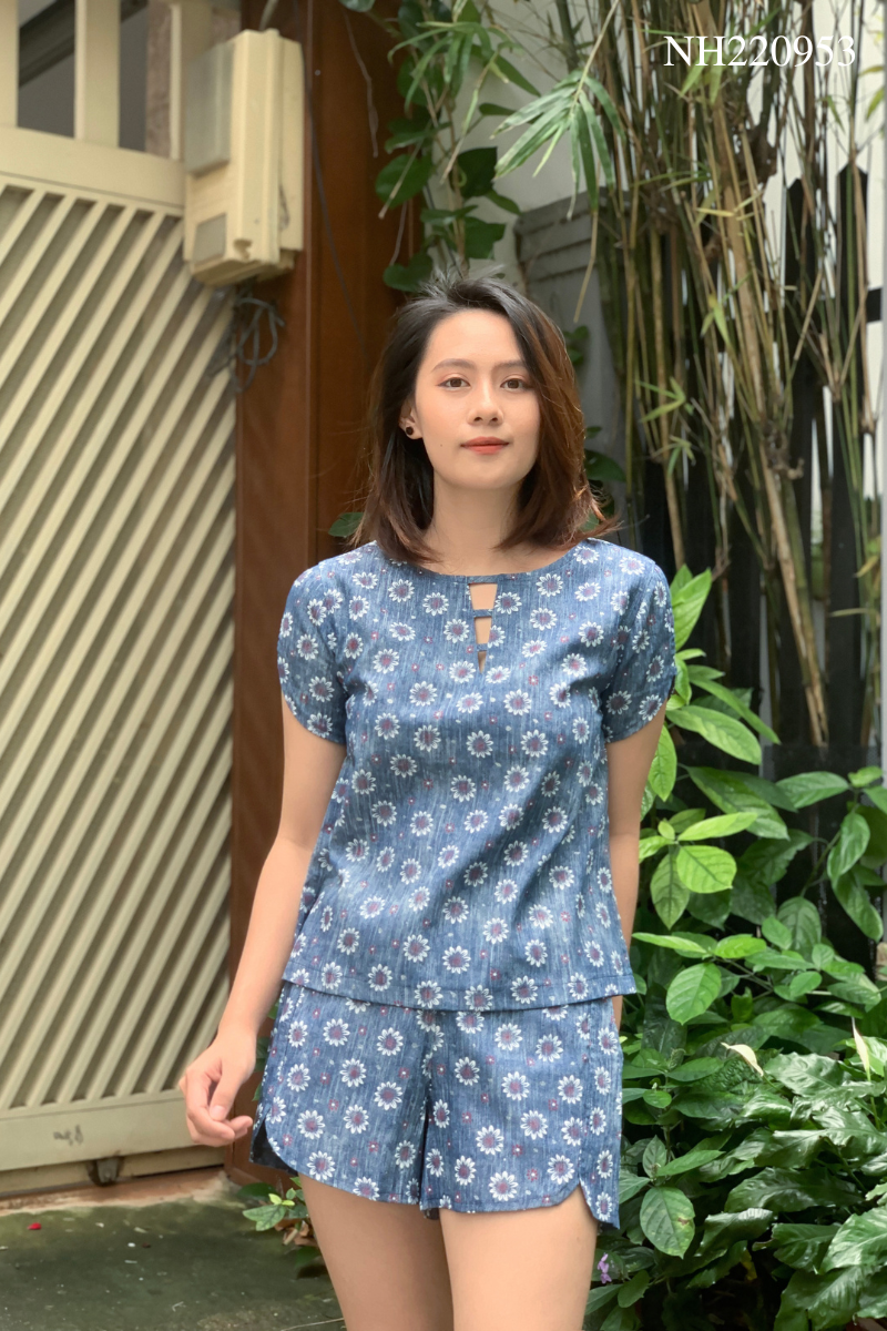 Đồ bộ đùi có tay đan dây cúc họa mi