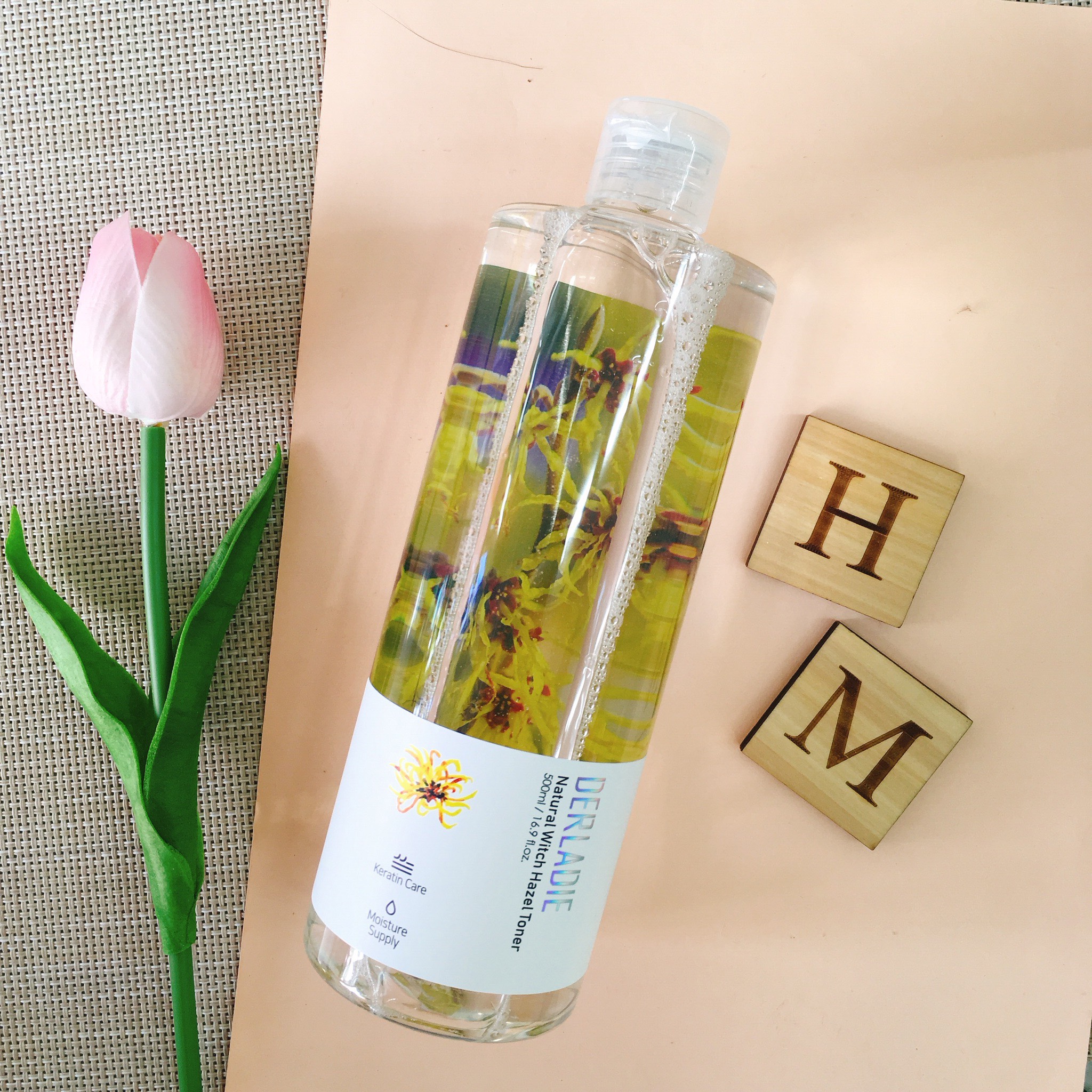 Nước Hoa Hồng Dưỡng Ẩm, Dịu Nhẹ Chiết Xuất Cây Phỉ Derladie Natural Witch Hazel Toner 500ml + Tăng kèm 1 Băng đô tai mèo xinh xắn (màu ngẫu nhiên)