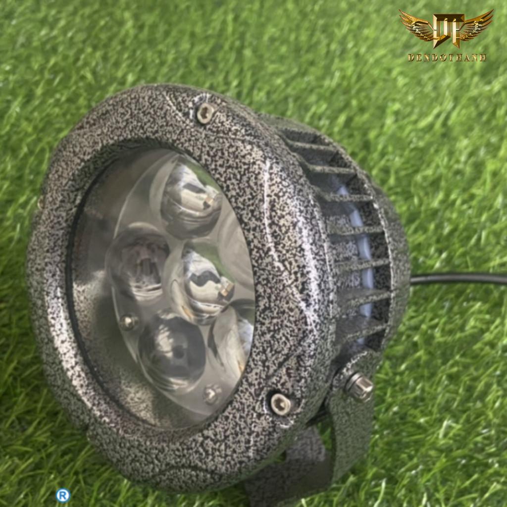 Đèn rọi cột chiếu điểm RSV8 mặt thấu kính ánh sáng hội tụ chiếu cột nhà cao tầng chống nước là dòng đèn sân vườn cao cấp - vuông
