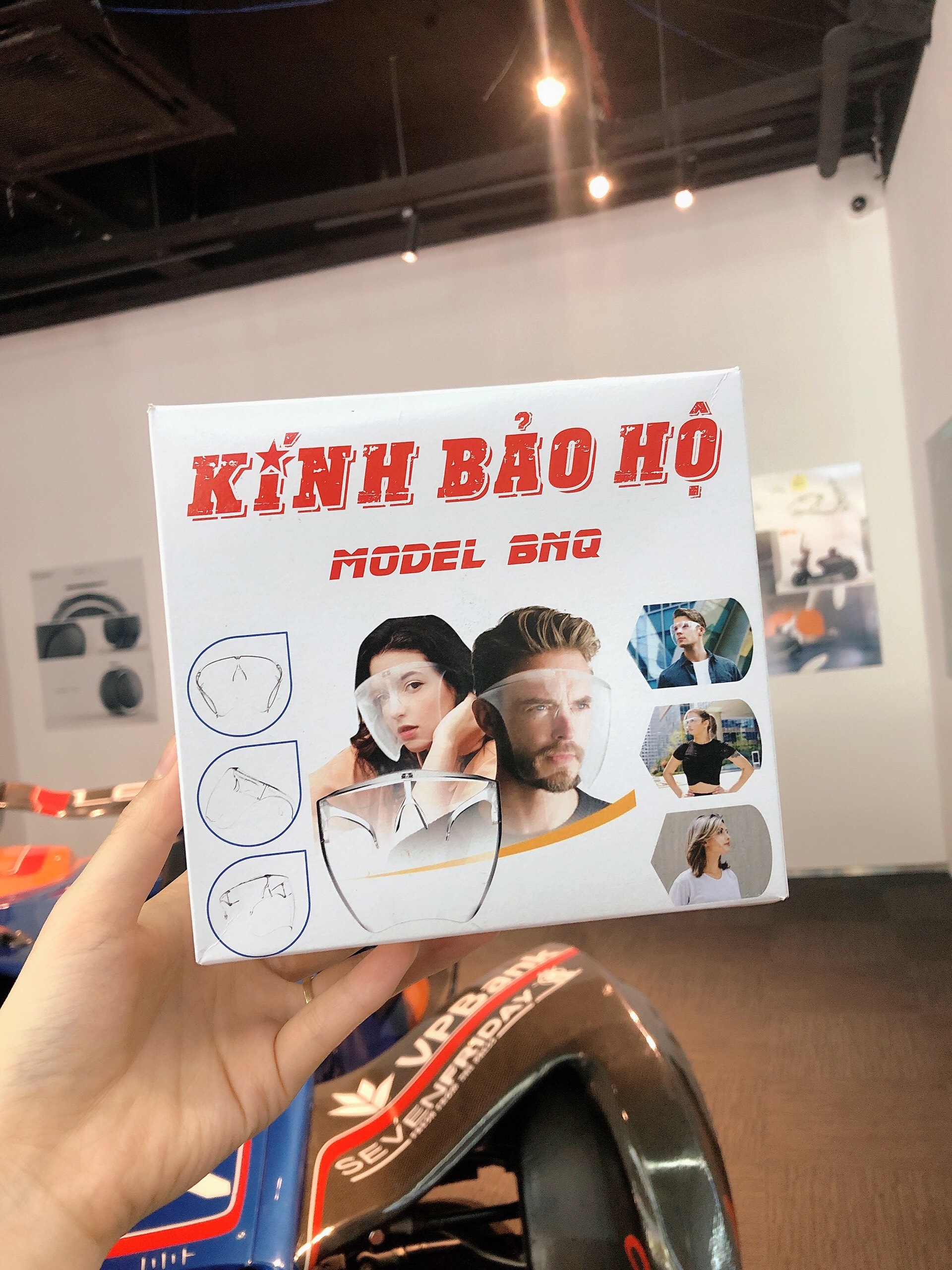 KÍNH CHỐNG GIỌT BẮN, KÍNH BẢO HỘ CHỐNG COVID - MADE IN VIETNAM