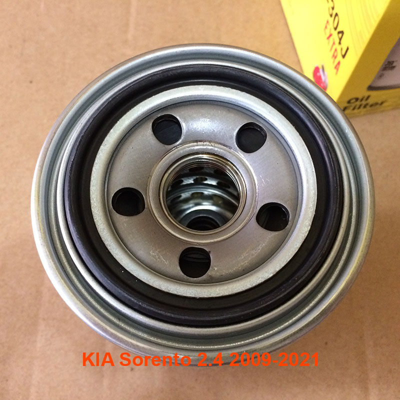 Lọc nhớt cho xe KIA Sorento 2.4 2009, 2010, 2011, 2012, 2013, 2014, 2015, 2016, 2017, 2018, 2019, 2020, 2021 26300-35503 mã C304J-36