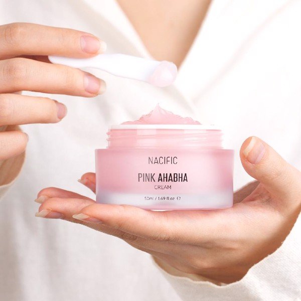Kem Dưỡng Ẩm Tẩy Tế Bào Chết NACIFIC Pink AHA BHA Cream 50ml