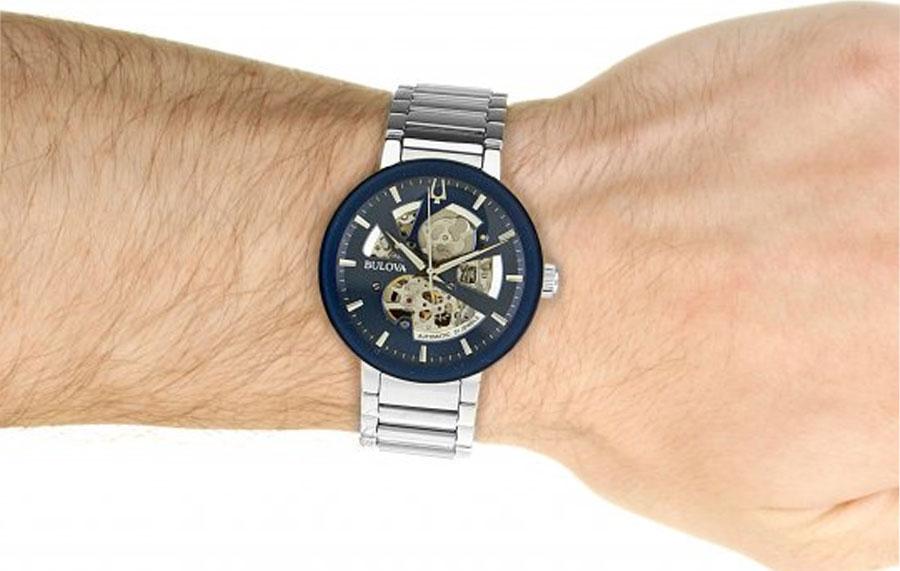 Đồng hồ nam Bulova 96A204
