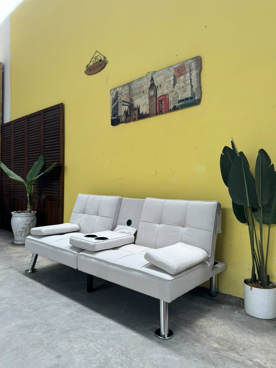 Sofa bed, sofa ngã thành giường, sofa giường đa năng SM15CT Tundo tích hợp ổ điện USB tiện lợi giá rẻ