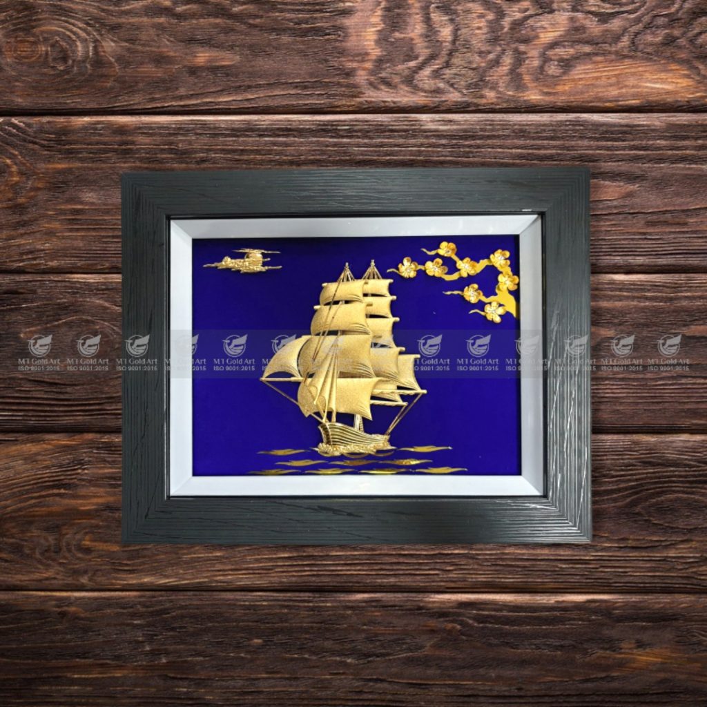 Tranh thuyền buồm hoa mai dát vàng MT Gold Art- Hàng chính hãng, trang trí nhà cửa, quà tặng sếp, đối tác, khách hàng.
