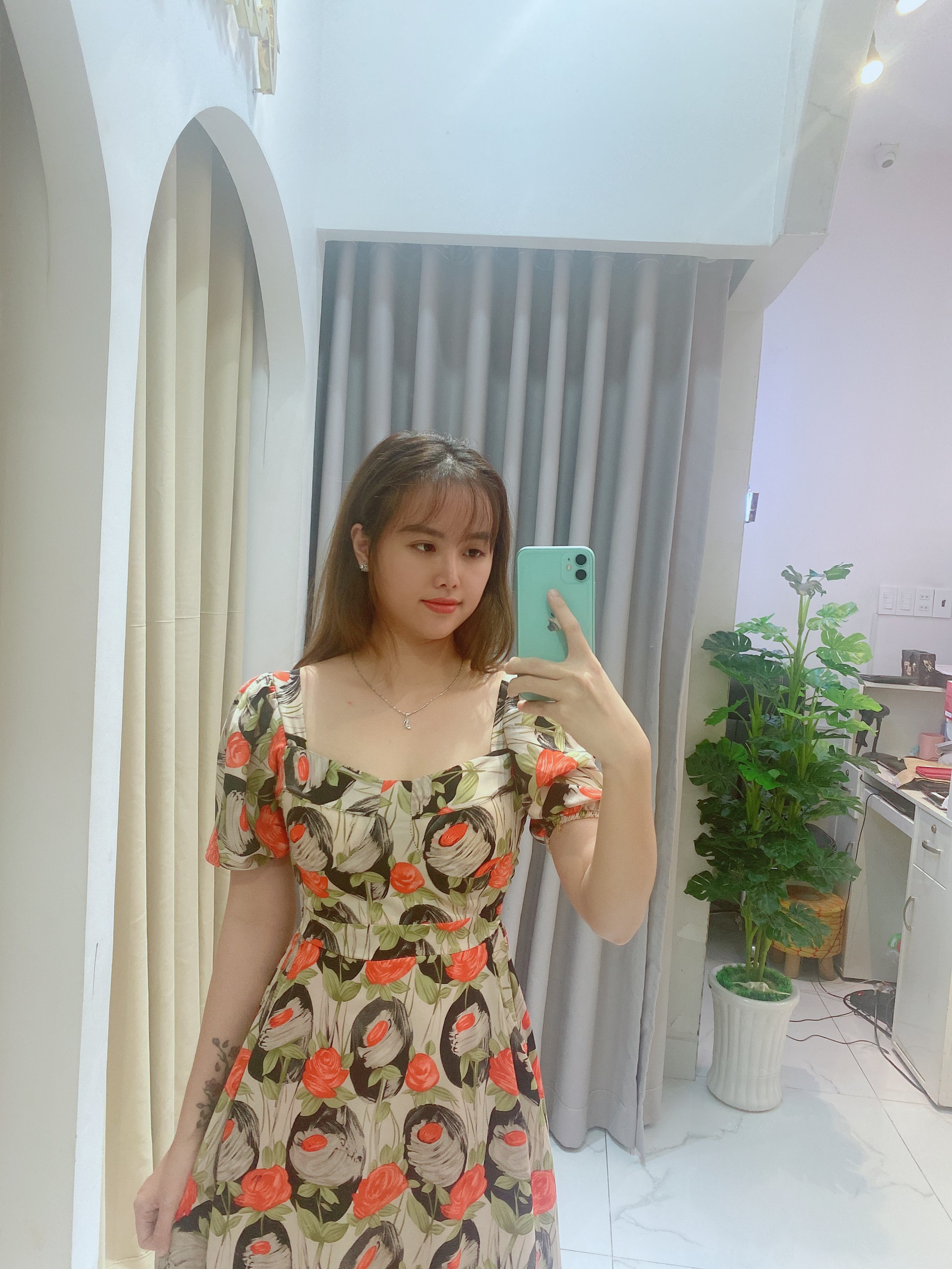 Váy đầm bo tay cổ vuông,váy đầm nữ công chúa,Váy đầm nữ dáng dài, váy đầm nữ đi chơi, váy đầm nữ trẻ đẹp, váy đầm nữ cao cấp V027