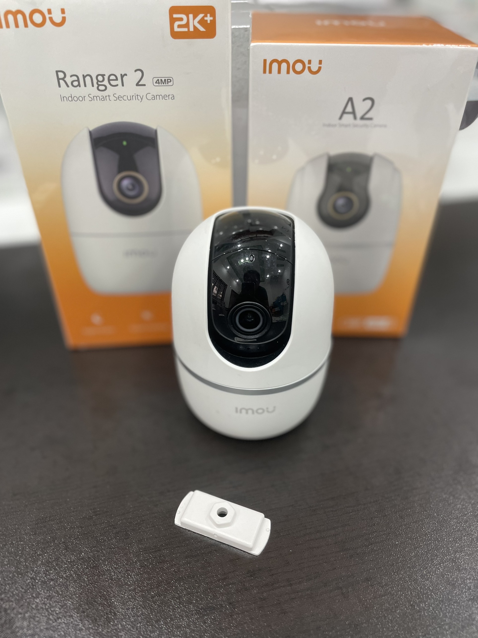 Chân đế liền camera trong nhà Ezviz, IMOU