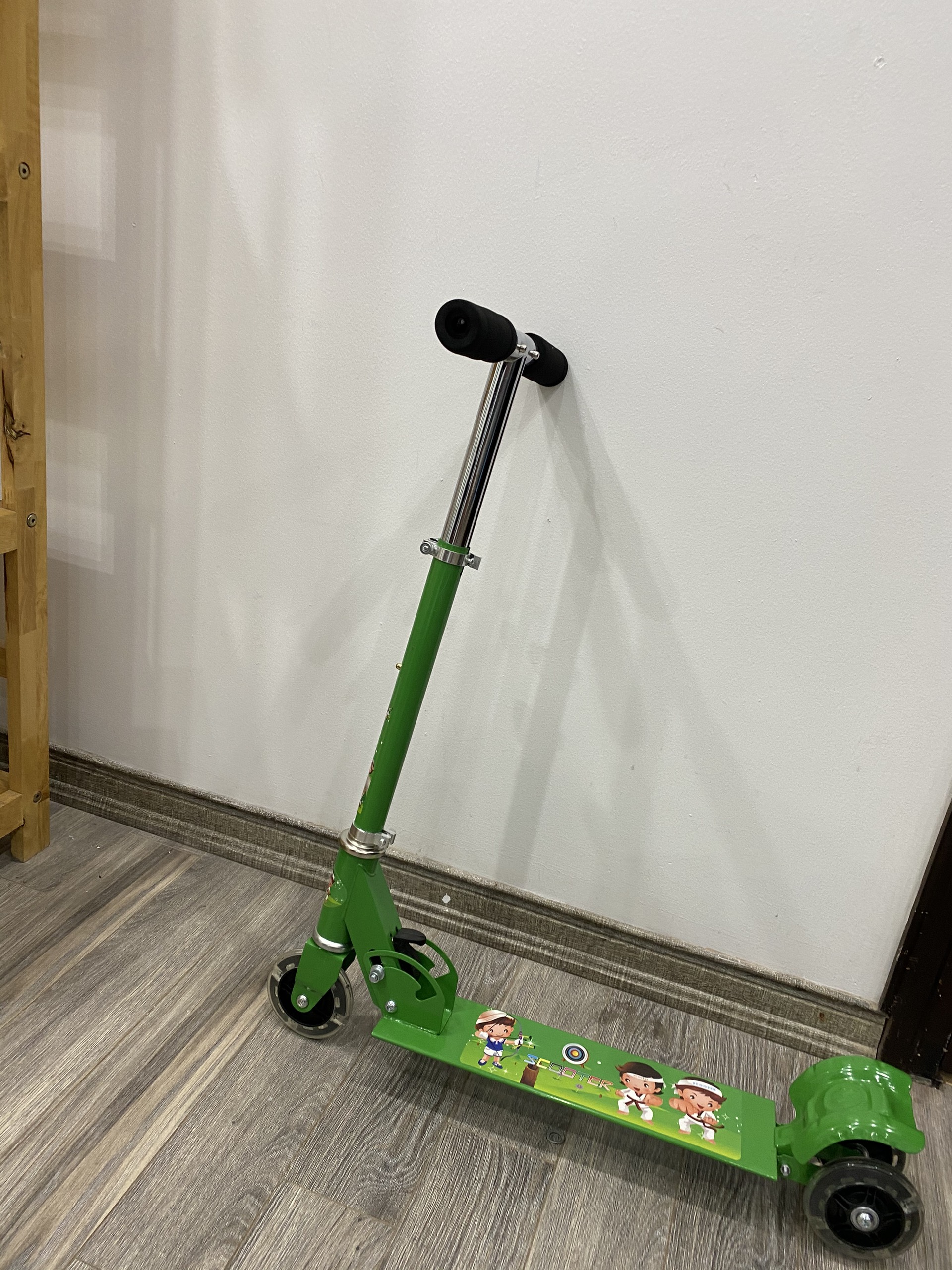 Xe Scooter Cho Bé Centosy 951 Dành Cho Bé Dưới 40Kg, Có Bánh Phát Sáng, Điều Chỉnh Được Chiều Cao