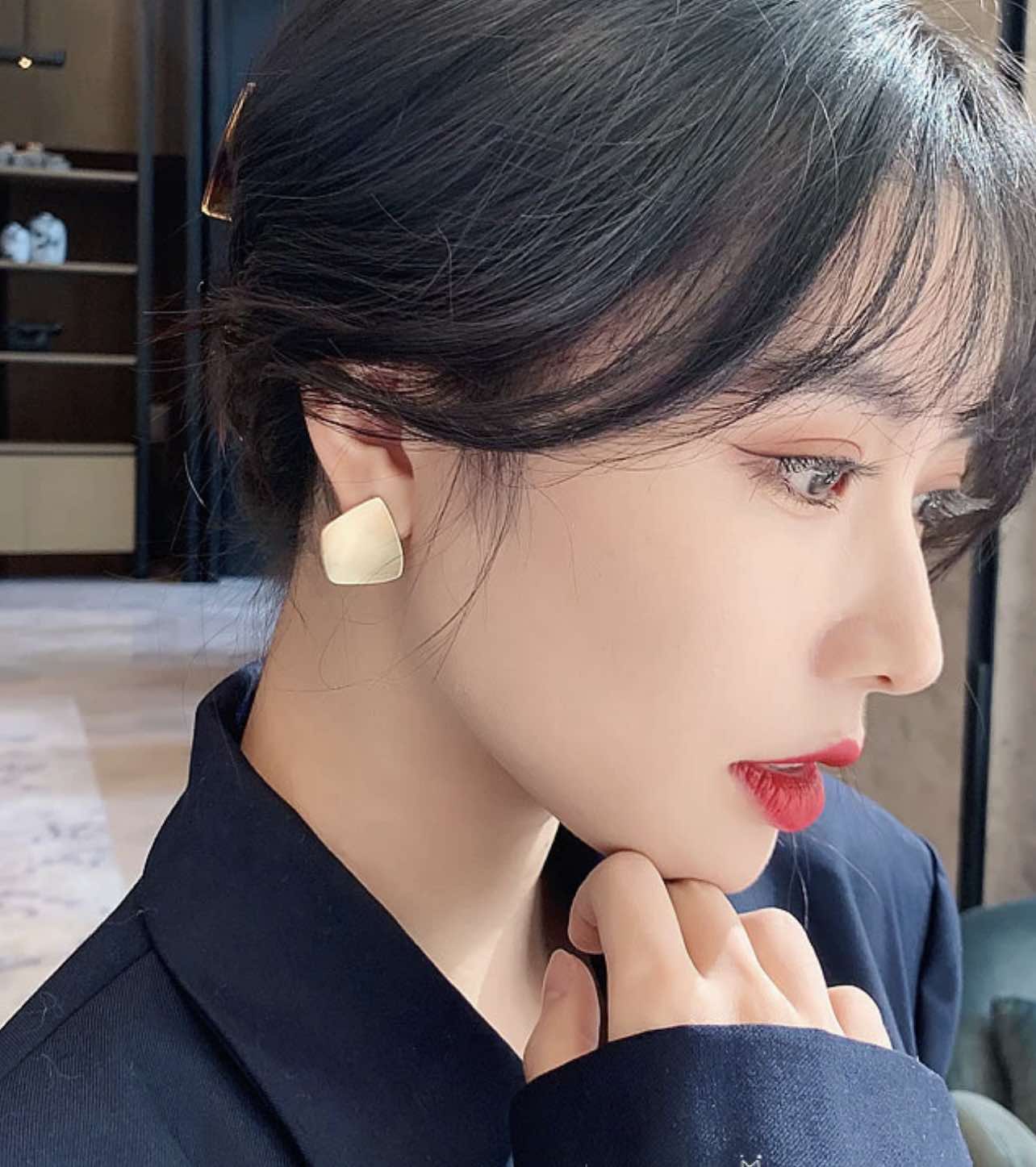 Earrings nữ đeo tai màu vàng thời trang cho nữ