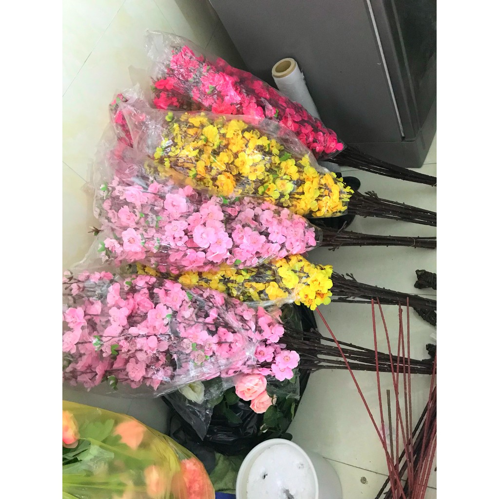 Hình ảnh Cành hoa đào giả, hoa mai giả dài 1M trang trí ngày Tết 