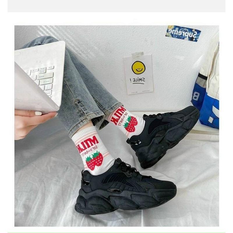 GIÀY THỂ THAO ĐẾ CAO TRƠN ĐEN KEM - 4P