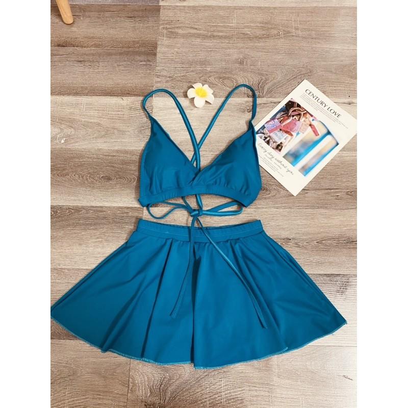 Đồ bơi bikini xanh cổ vịt áo tam giác váy xoè