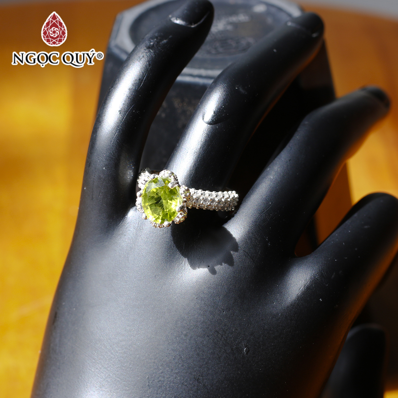 Nhẫn bạc nữ peridot mệnh hỏa, mộc - Ngọc Quý Gemstones