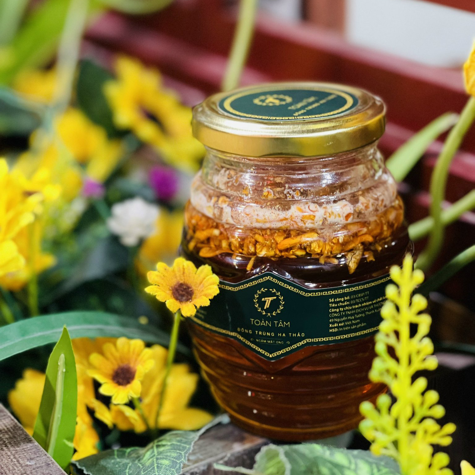 ĐÔNG TRÙNG HẠ THẢO NGÂM MẬT ONG 380ml TOÀN TÂM - bồi bổ cơ thể, ngăn lão hóa, làm đẹp da, giảm ho, giúp ngủ ngon