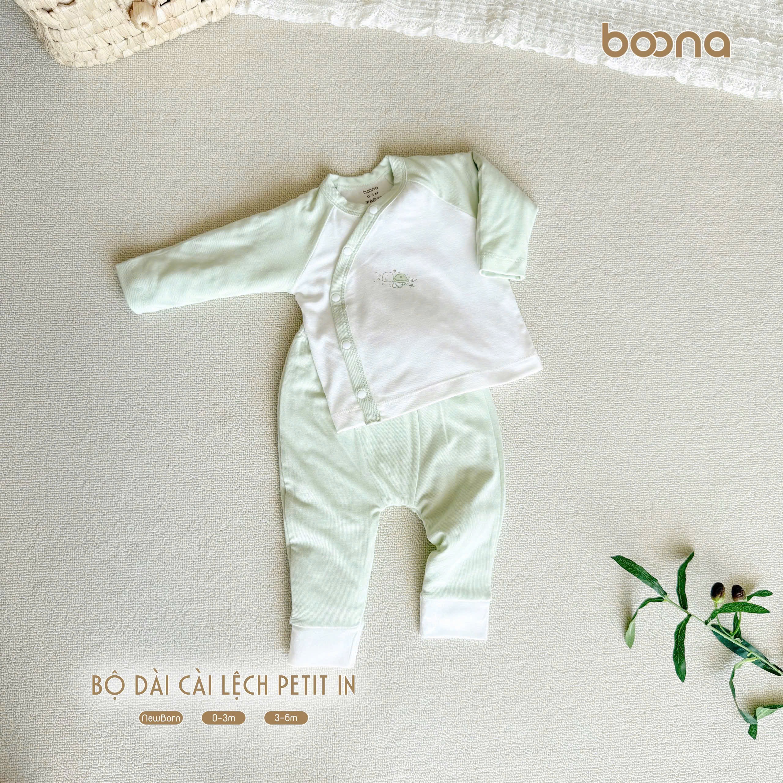 Bộ sơ sinh dài cài lệch petit in Boona