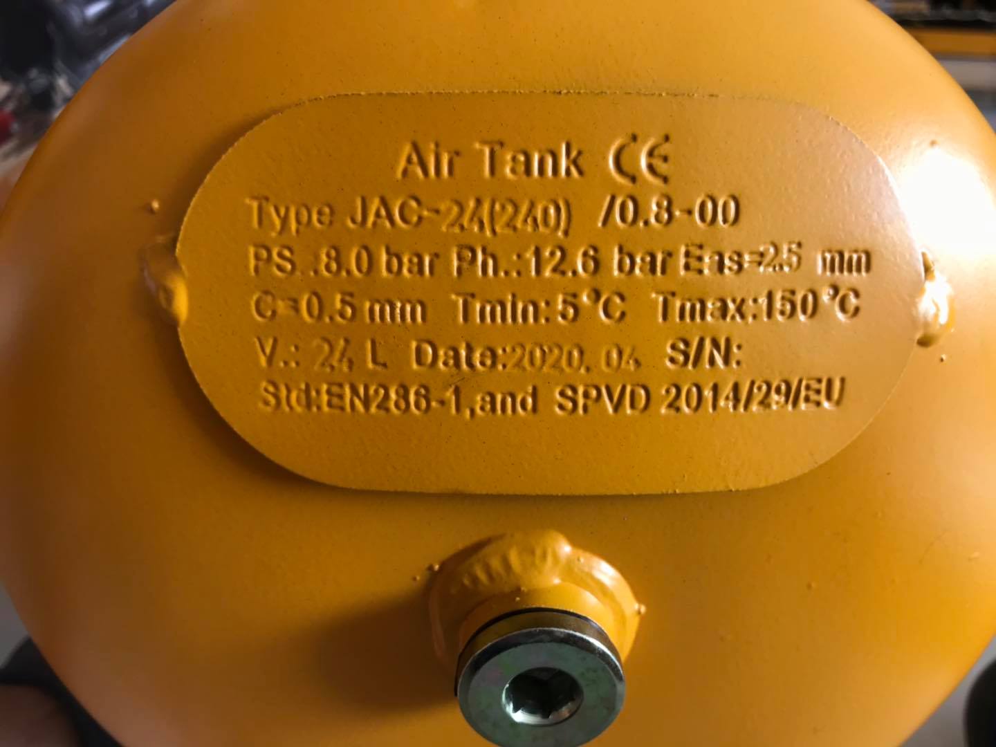 Máy nén khí có dầu 24L 1500W Tolsen 73114- Hàng chính hãng