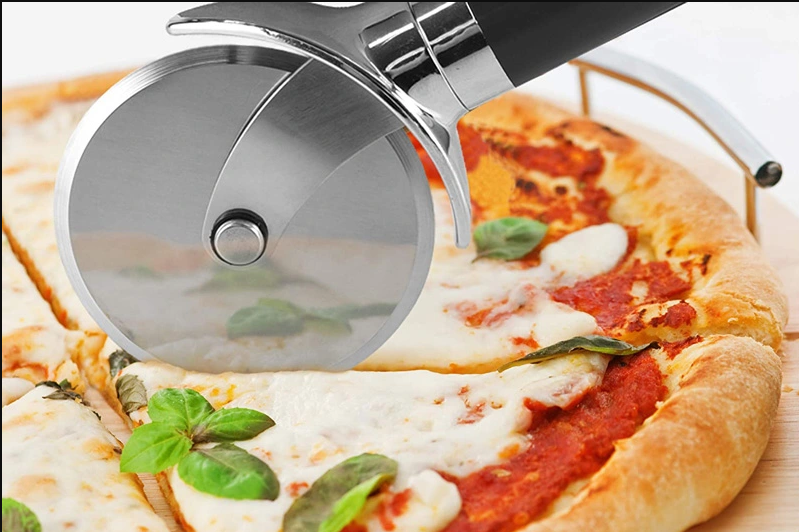KitchenAid - Dụng cụ cắt pizza màu đen