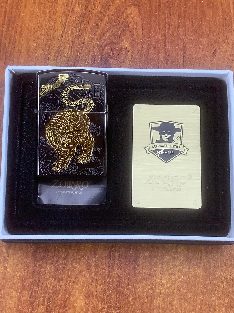 Vỏ Hột Quẹt Bật Lửa Xăng Đá Zorro Mạ Bạch Kim Chủ Đề Mãnh Hổ Trường Thành Bản Giới Hạn Z92122