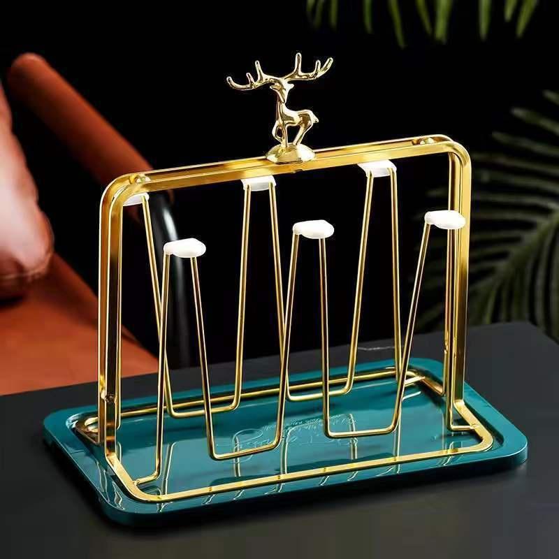 Giá Úp Ly Cốc Mạ Vàng- Giá Úp Cốc Kèm Khay Hứng Nước Hình Con Hươu Sang Trọng
