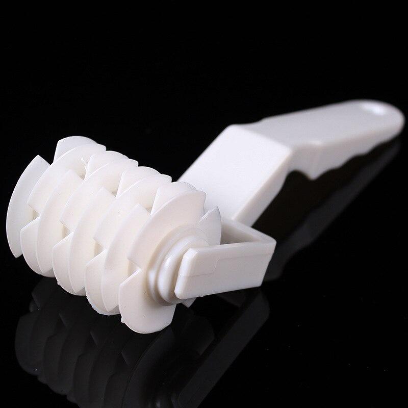 Plastic Dough Lattice Roller Cutter Pull Net Wheel Knife Pizza Pastry Cutter Embossing Pie Craft Making Tool Kitchen Baking Tool