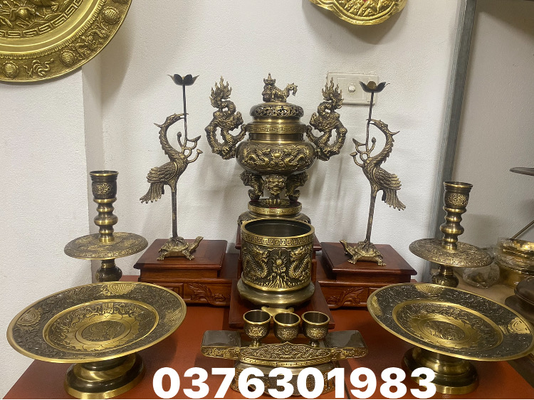 Bộ đỉnh đồng lư thờ bằng đồng bộ ngũ sự đỉnh hạc nến