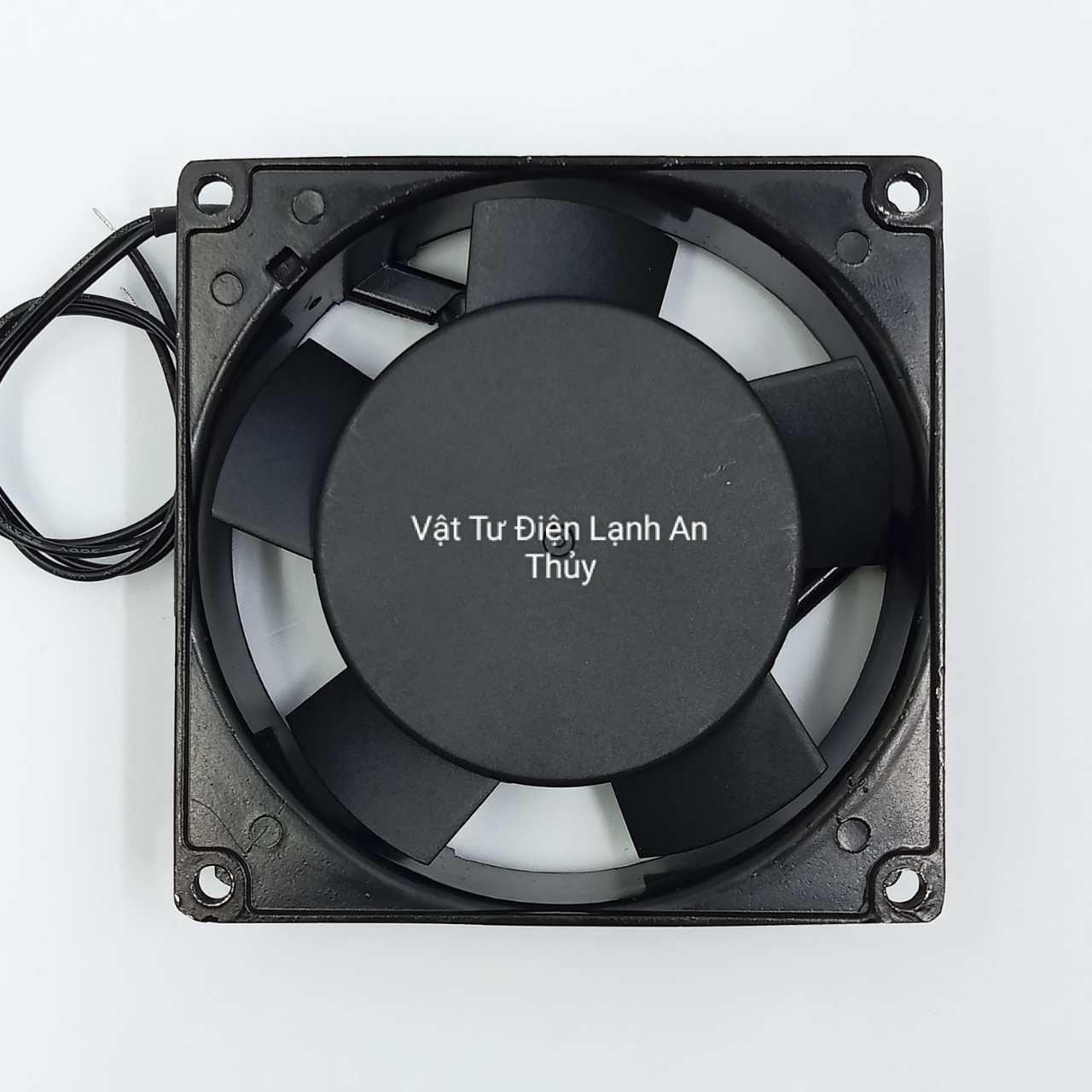 Quạt bằng sắt 9cm x 9cm 220V - Quạt tản nhiệt 220V 9cm x 9cm - Quạt thông gió 220V 9cm x 9cm - Quạt 220v 9cm x 9cm