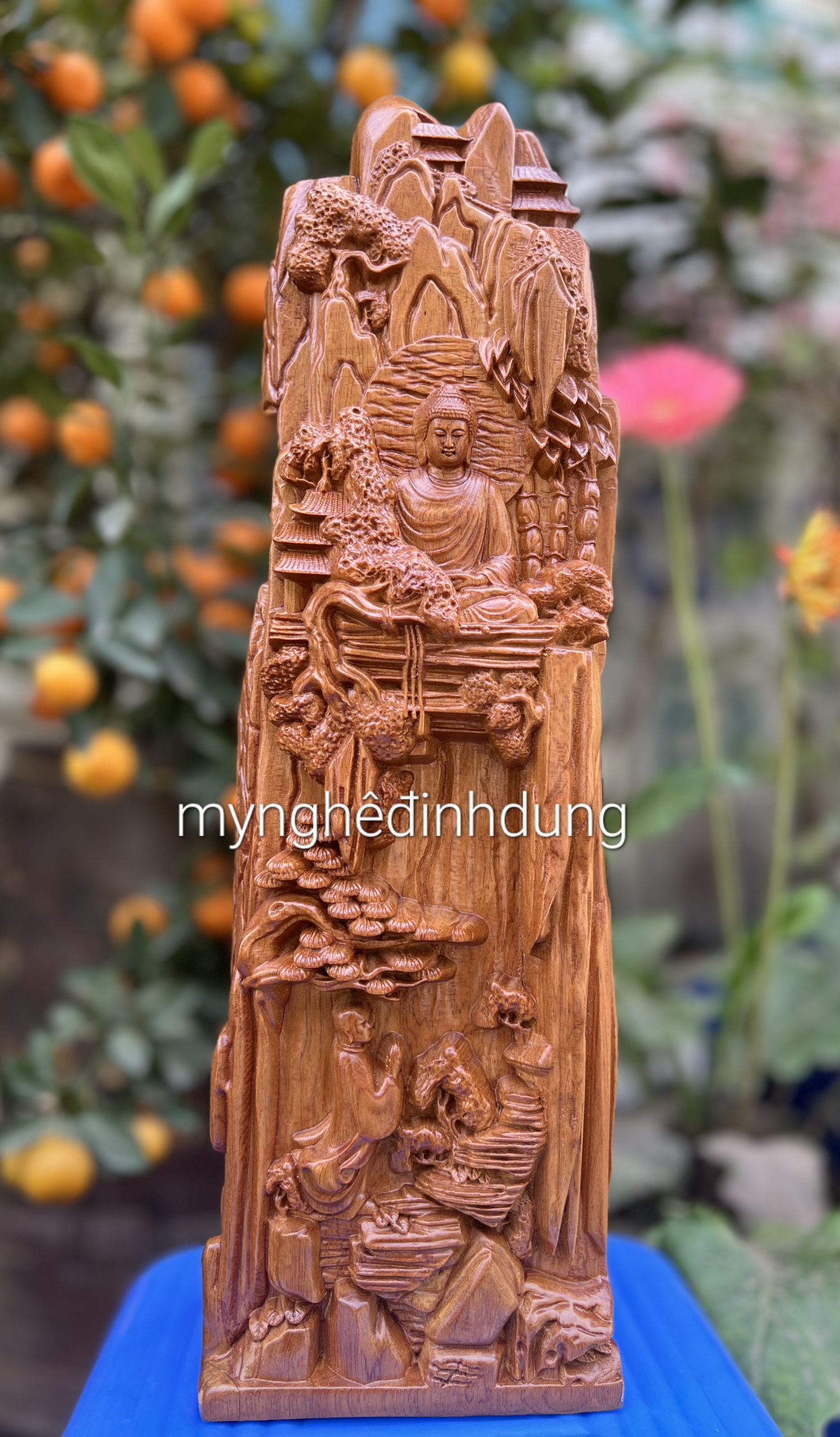 Tượng nhất tâm bái phật bằng gỗ bách xanh liền kt cao 40×12×9cm