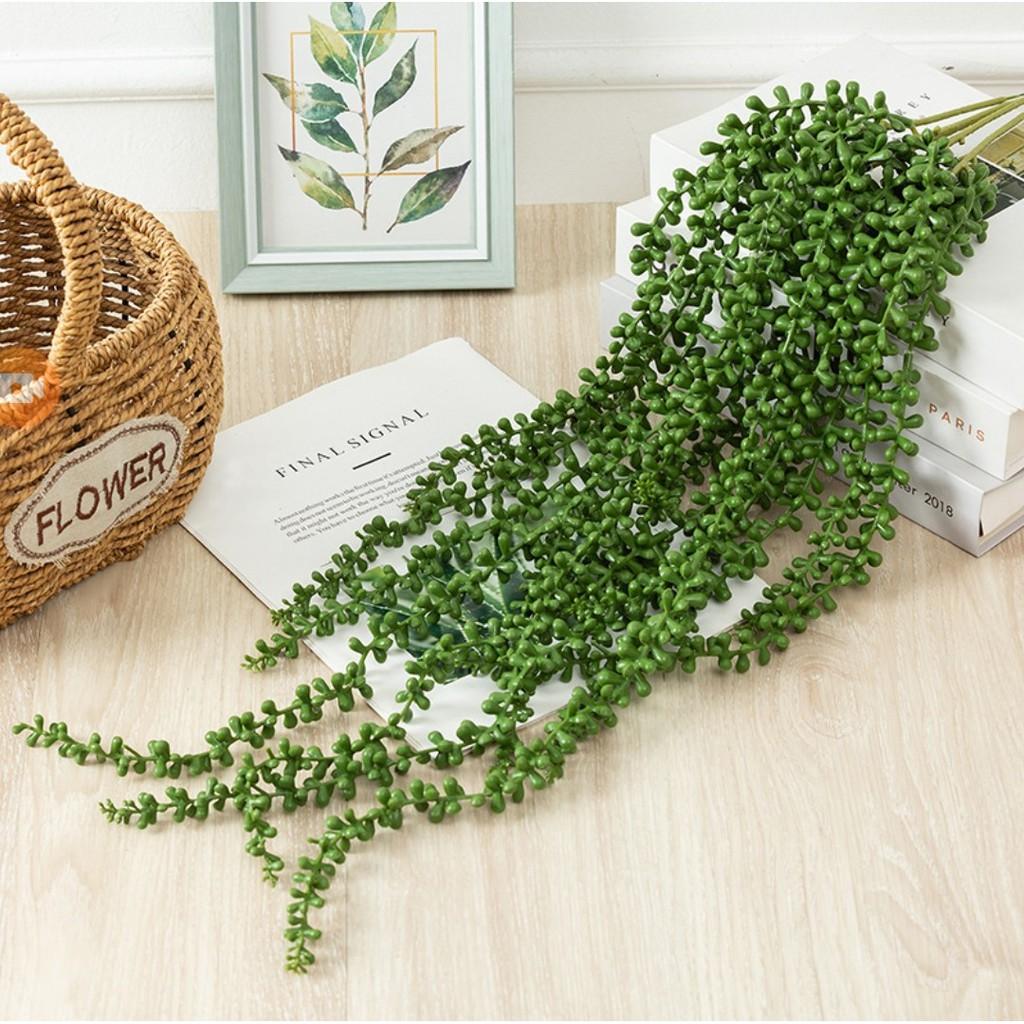 Chùm sen giọt nước, sen đá ngọc châu trang trí ban công, quán cafe, trang trí sân vườn, nội thất