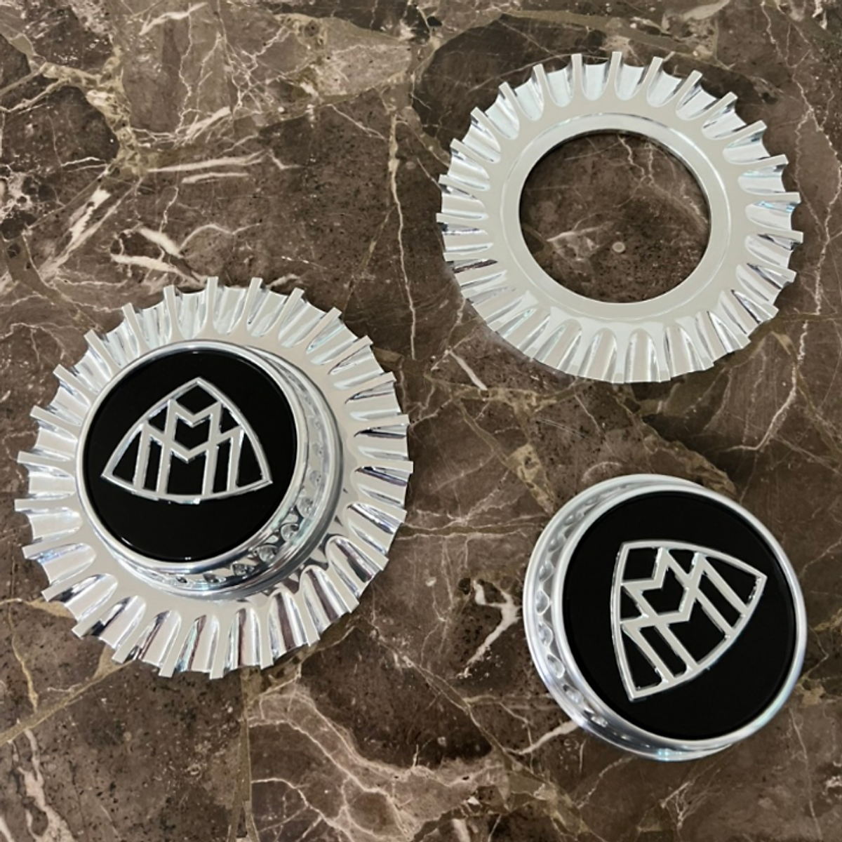Logo chụp mâm, ốp lazang bánh xe ô tô Maybach BC-TY - Chất liệu hợp kim nhôm cao cấp