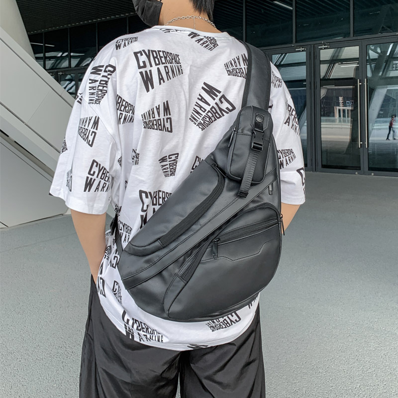 Túi đeo chéo nam nữ thể thao đường phố Uni Tech 5.0