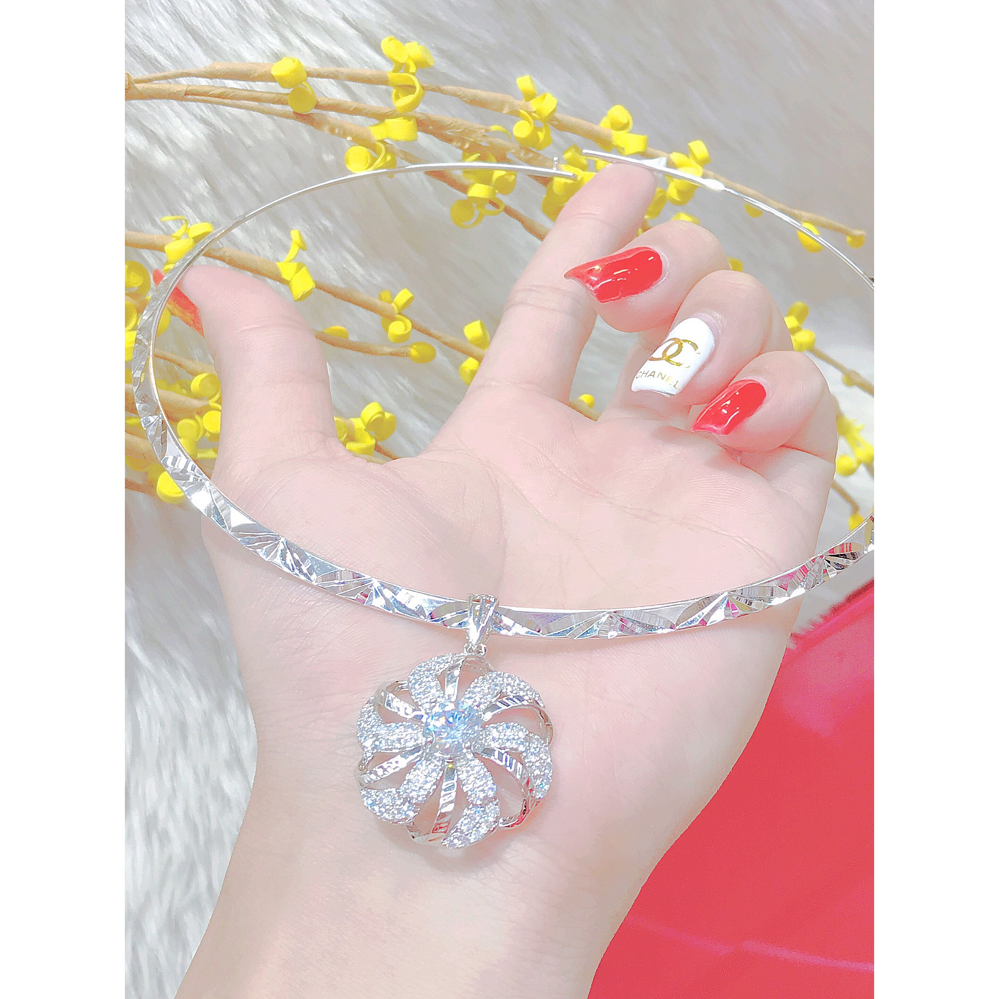 Kiềng cổ mặt xoàn xi kim cao cấp H4453