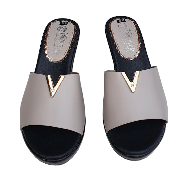 Dép nữ đế xuồng 7cm quai ngang Trường Hải màu kem da mềm mại DN279