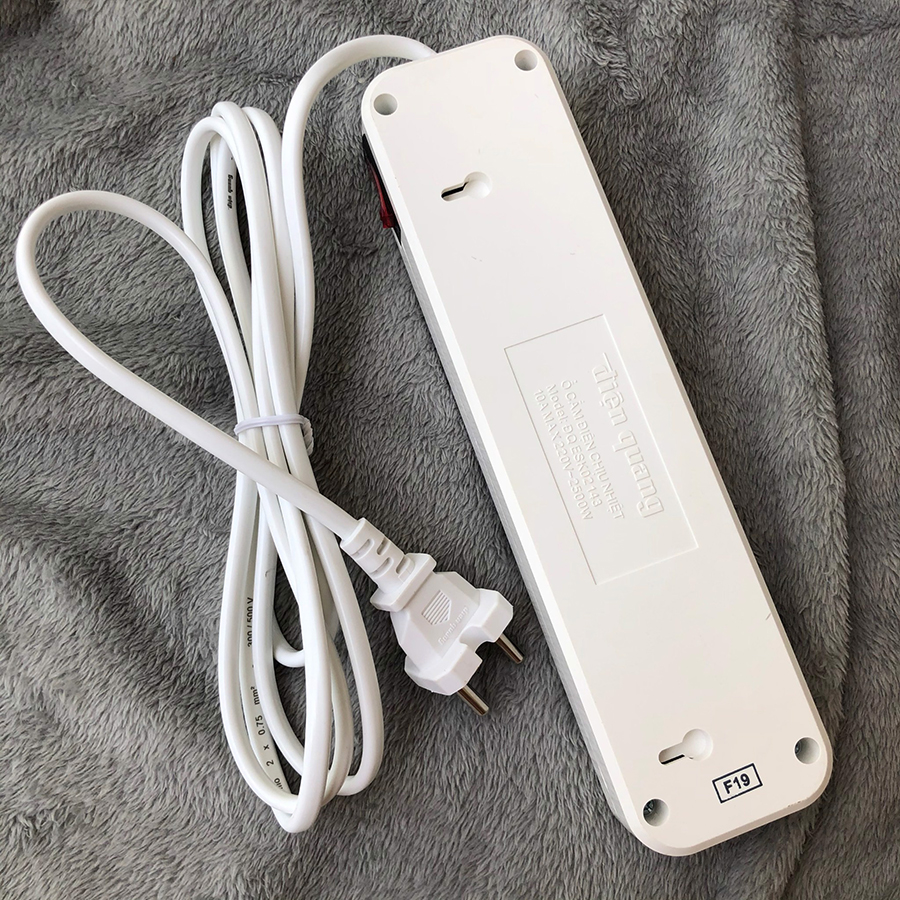 Ổ cắm Điện Quang ĐQ ESK02 143L5