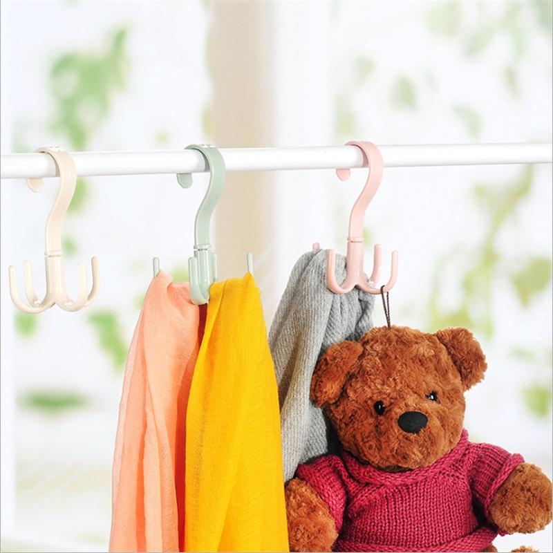 Móc Nhựa Xoay 4 Chấu Tiện Dụng