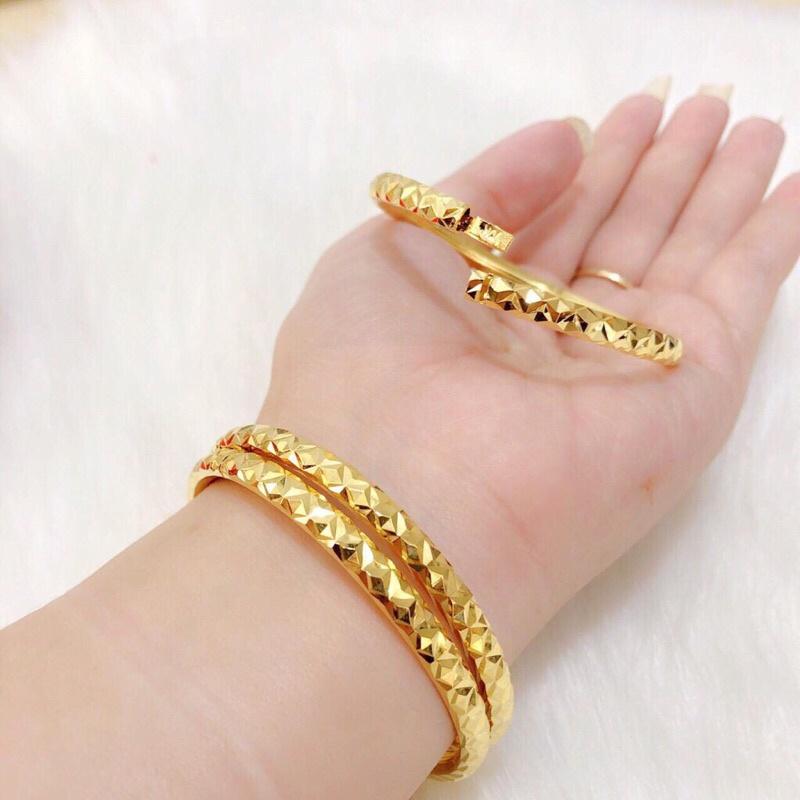 Vòng tay nữ khoá lưỡi gà khắc ký hiệu 10k siêu bền màu