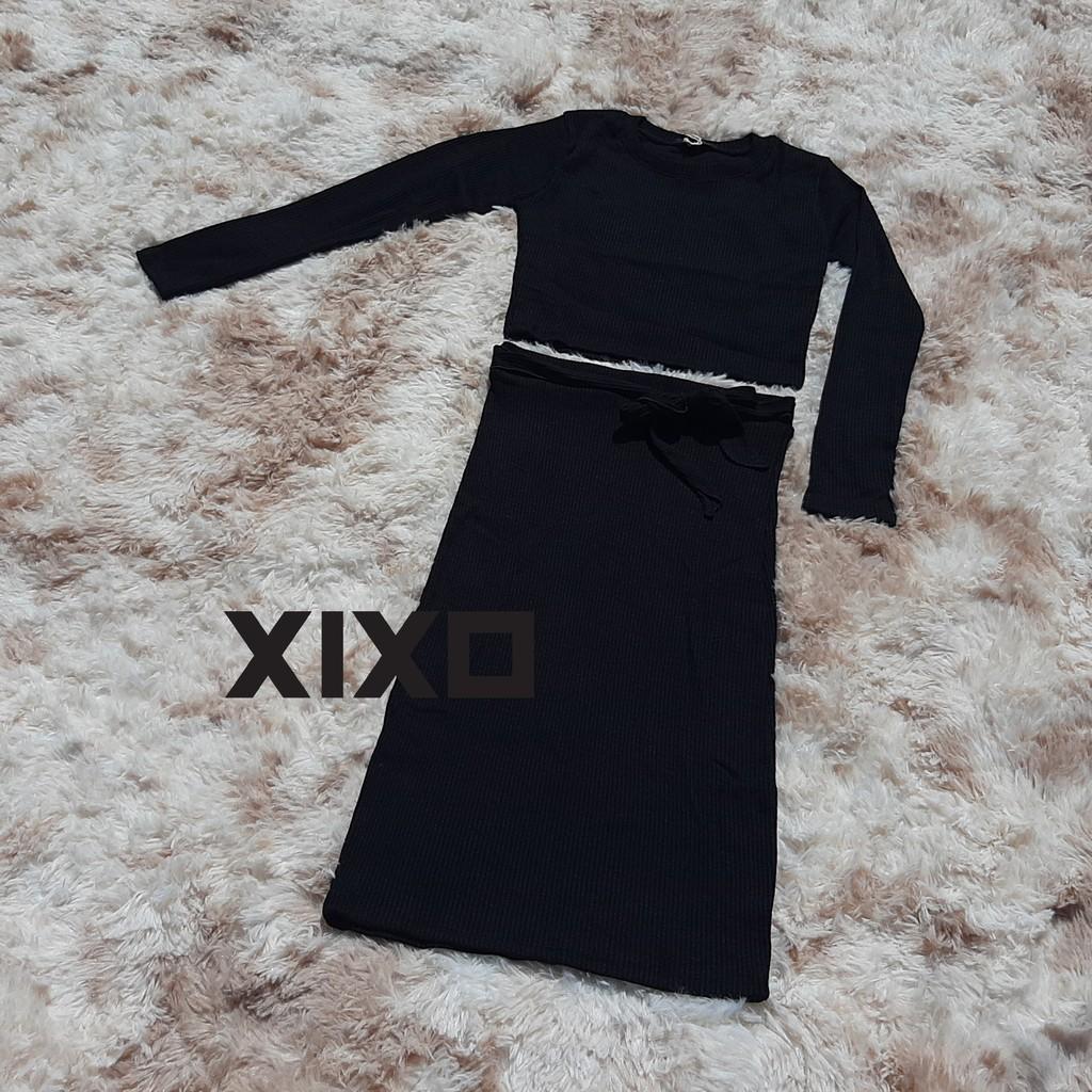 ÁO CROPTOP DÀI TAY CHÂN VÁY BÚT CHÌ PHỐI NƠ SET0001