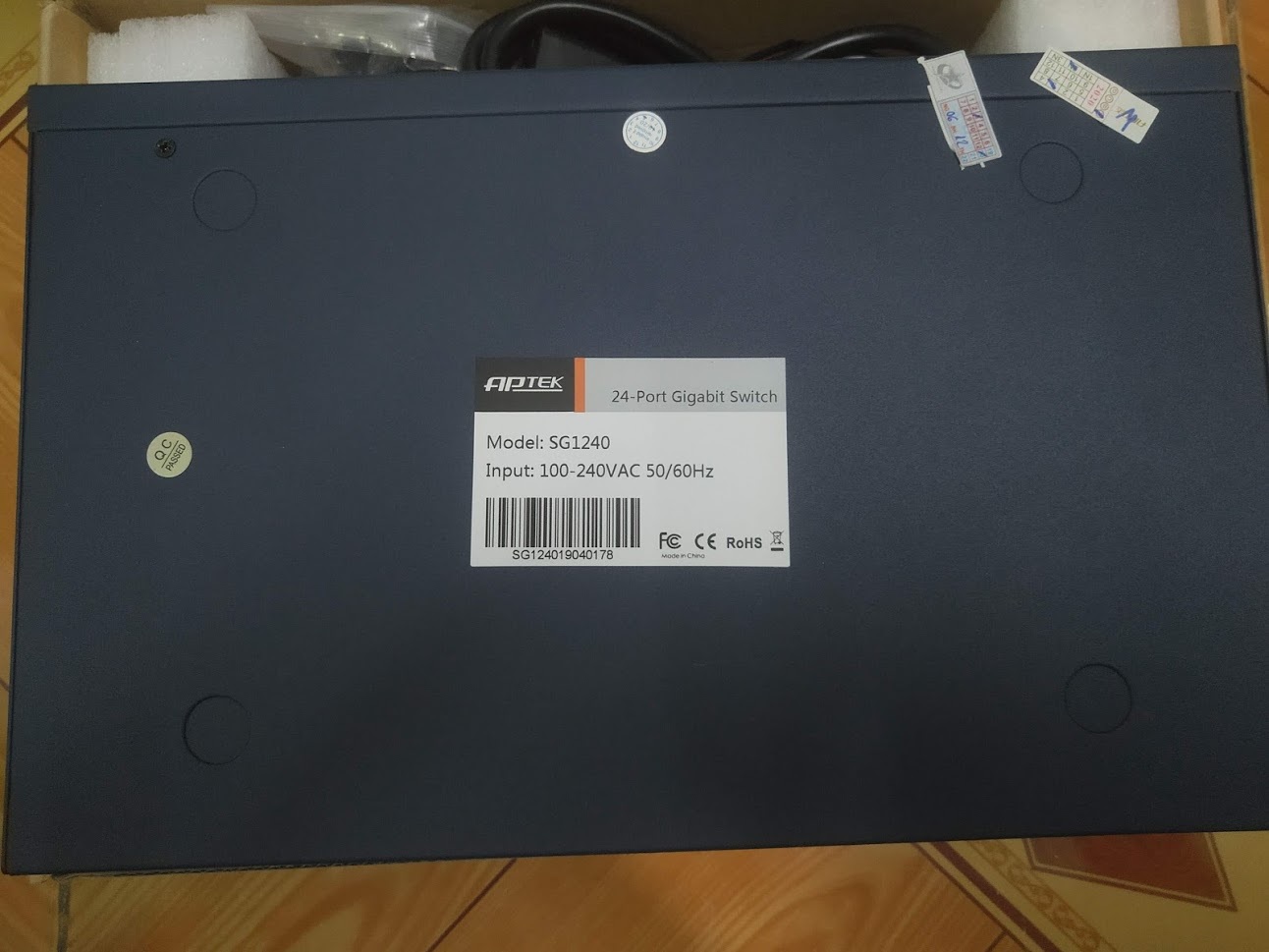 Gigabit Switch unmanaged APTEK SG1240 - 24 Port - Hàng chính hãng