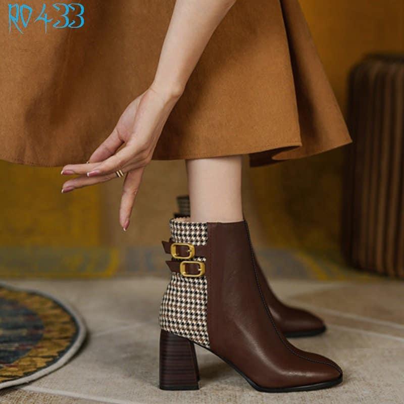 Boot thời trang nữ phối caro ROSATA RO433 - Đen, Nâu - HÀNG VIỆT NAM