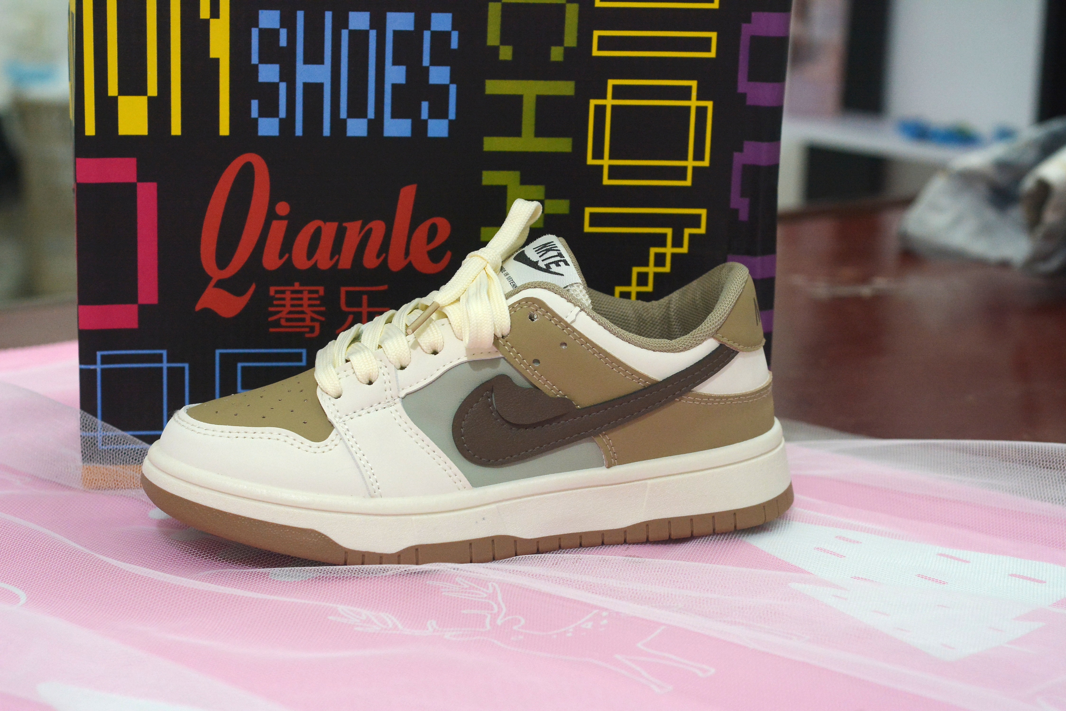 Sale Off 36% - Giày Sneaker cho nam - nữ