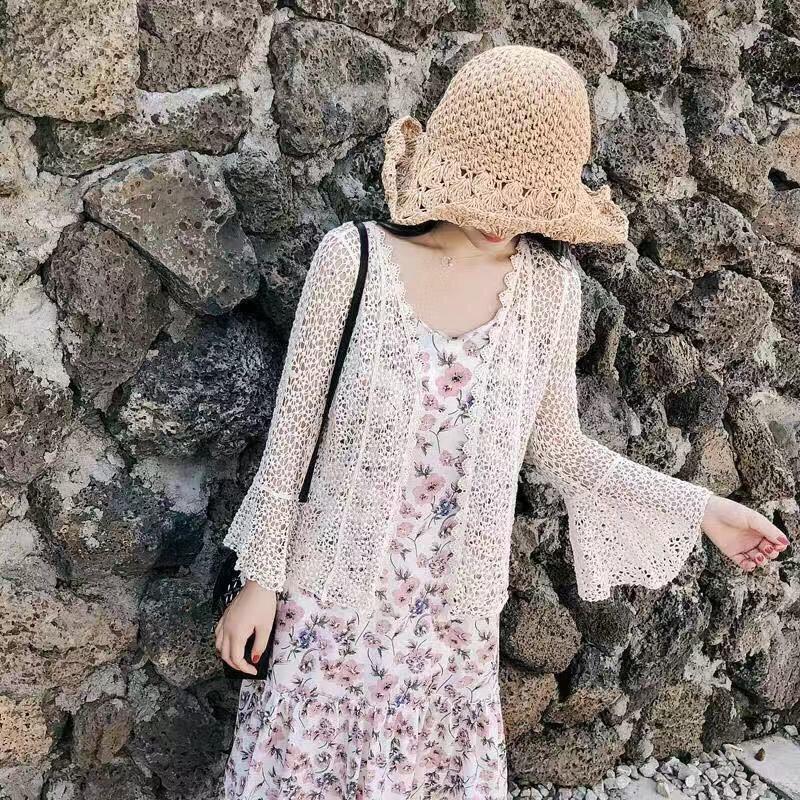 Áo khoác ren hạt tay loe đi biển hàng QC