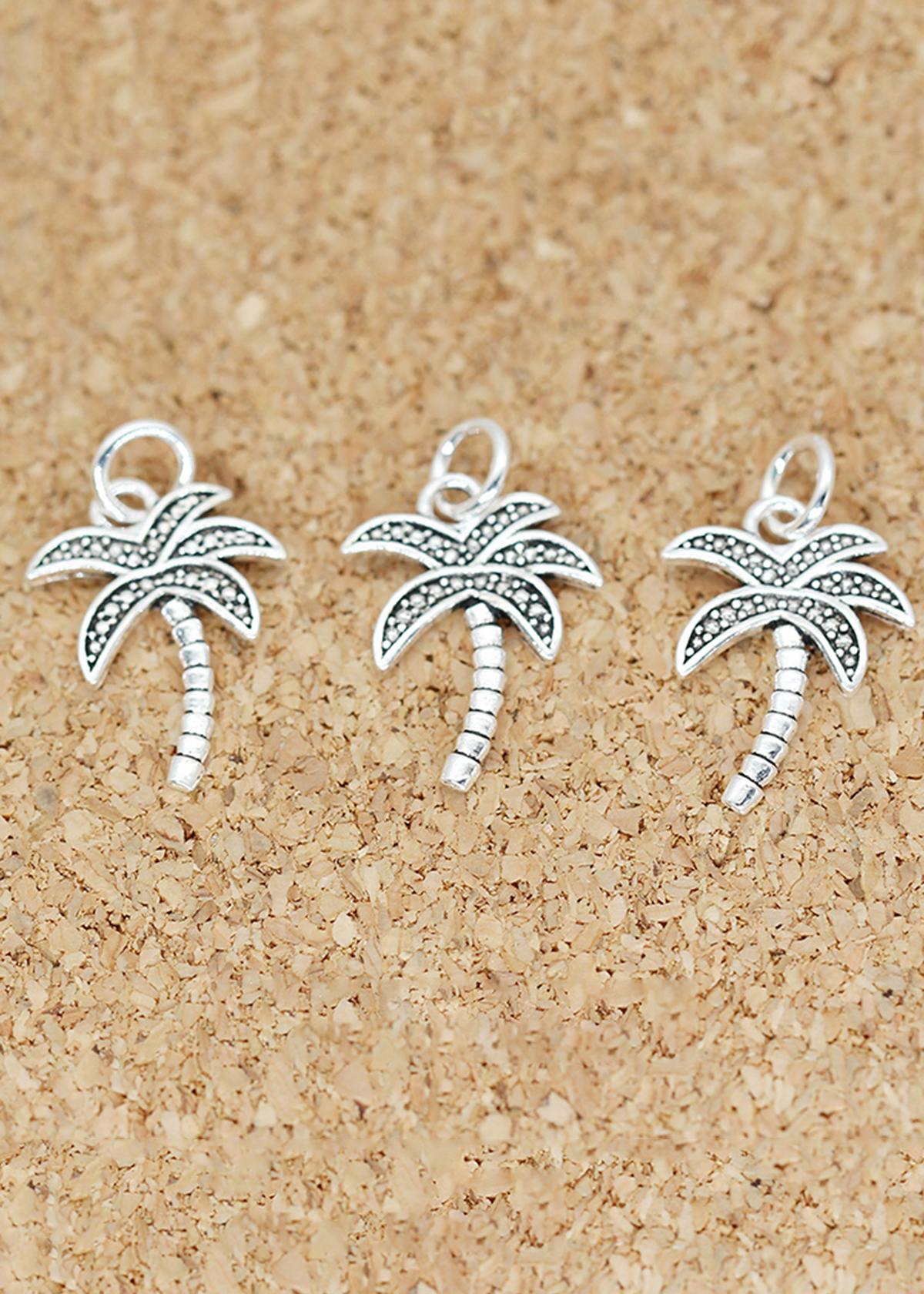 Combo 4 cái charm bạc hình cây dừa treo - Ngọc Quý Gemstones