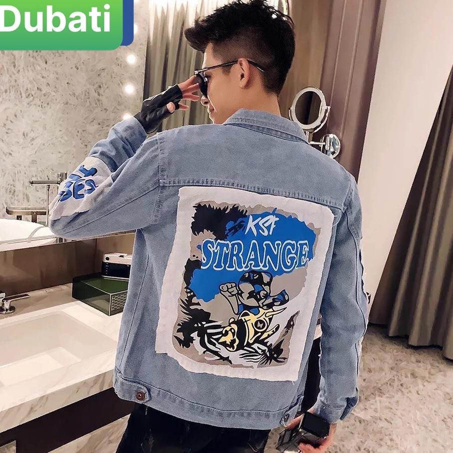 ÁO KHOÁC JEAN NAM CHẤT BÒ XANH CHỨ STRANGE SIÊU HOT TREND CAO CẤP-DUBATI FASHION