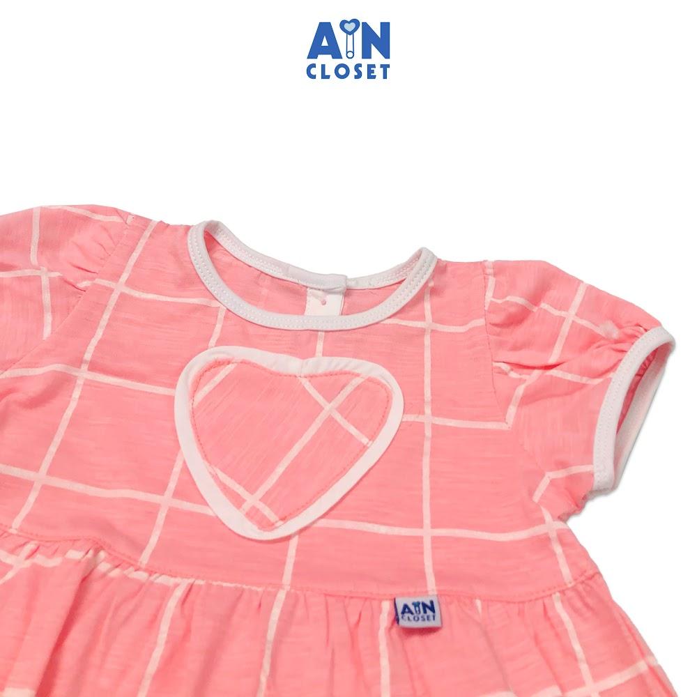 Bộ quần áo ngắn bé gái họa tiết Caro tim hồng thun cotton - AICDBGKWQMJM - AIN Closet