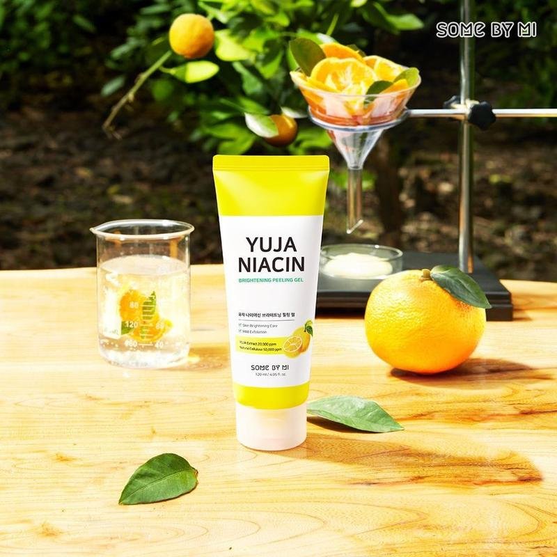 Gel Tẩy Da Chết Dịu Nhẹ Làm Sáng Da SOME BY MI Yuja Niacin Brightening Peeling Gel 120ml + Tặng Kèm 1 Băng Đô Tai Mèo (MÀu Ngẫu Nhiên)