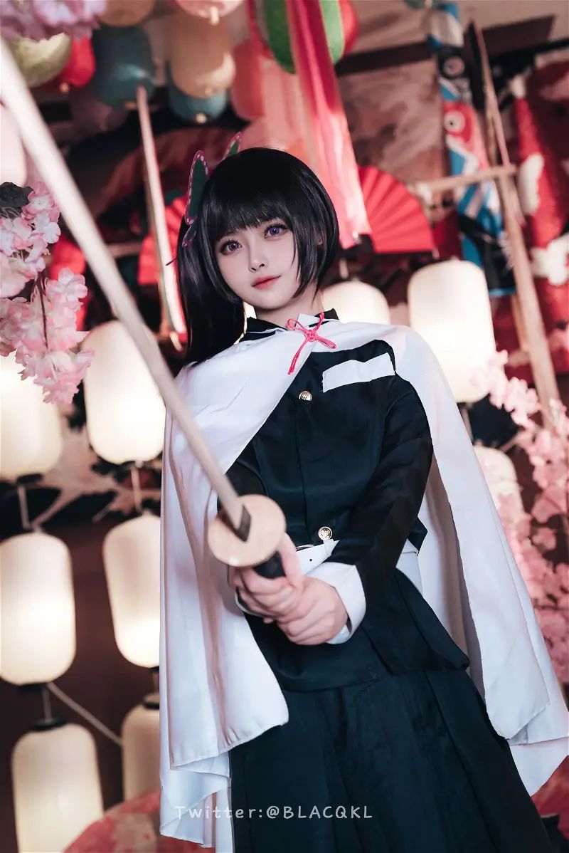 hình cosplay chapter 180 6