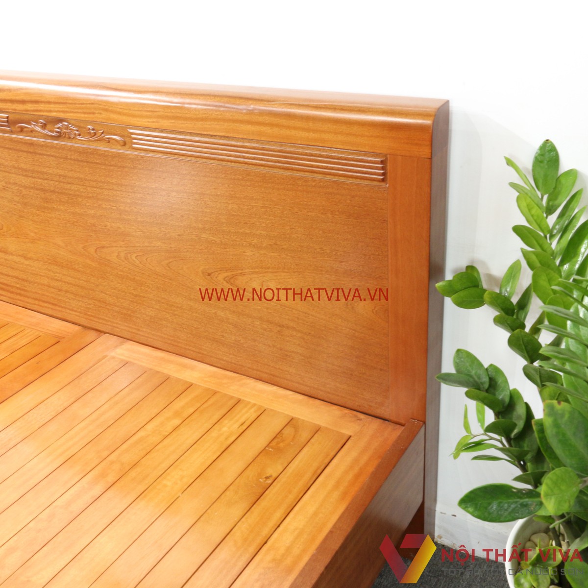 Giường Ngủ Gỗ Xoan Đào Tự Nhiên Vạt Phản Sang Trọng Hiện Đại