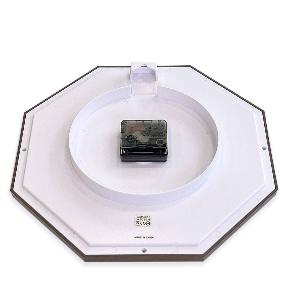 Đồng hồ treo tường Nhật Bản Rhythm CMG614NR06- Kt 30.0 x 30.0 x 4.2cm, trọng lượng 636g. Vỏ nhựa, dùng PIN.