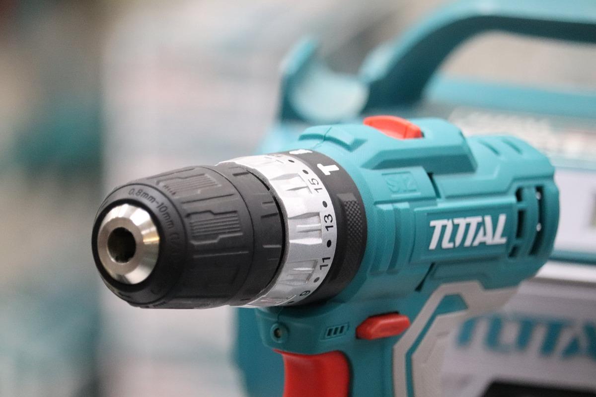 MÁY KHOAN DÙNG PIN 12V VÀ 1 SẠC TOTAL TIDLI1232 - HÀNG CHÍNH HÃNG
