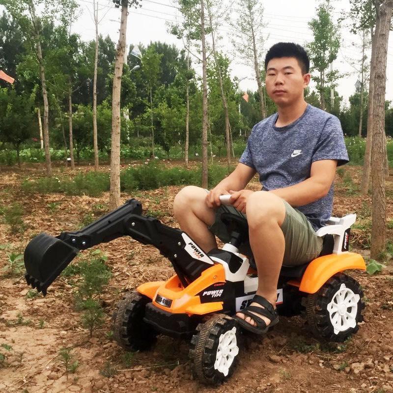 Xe cẩu điện loại to có điều khiển cần múc, xe cẩu điện cho bé