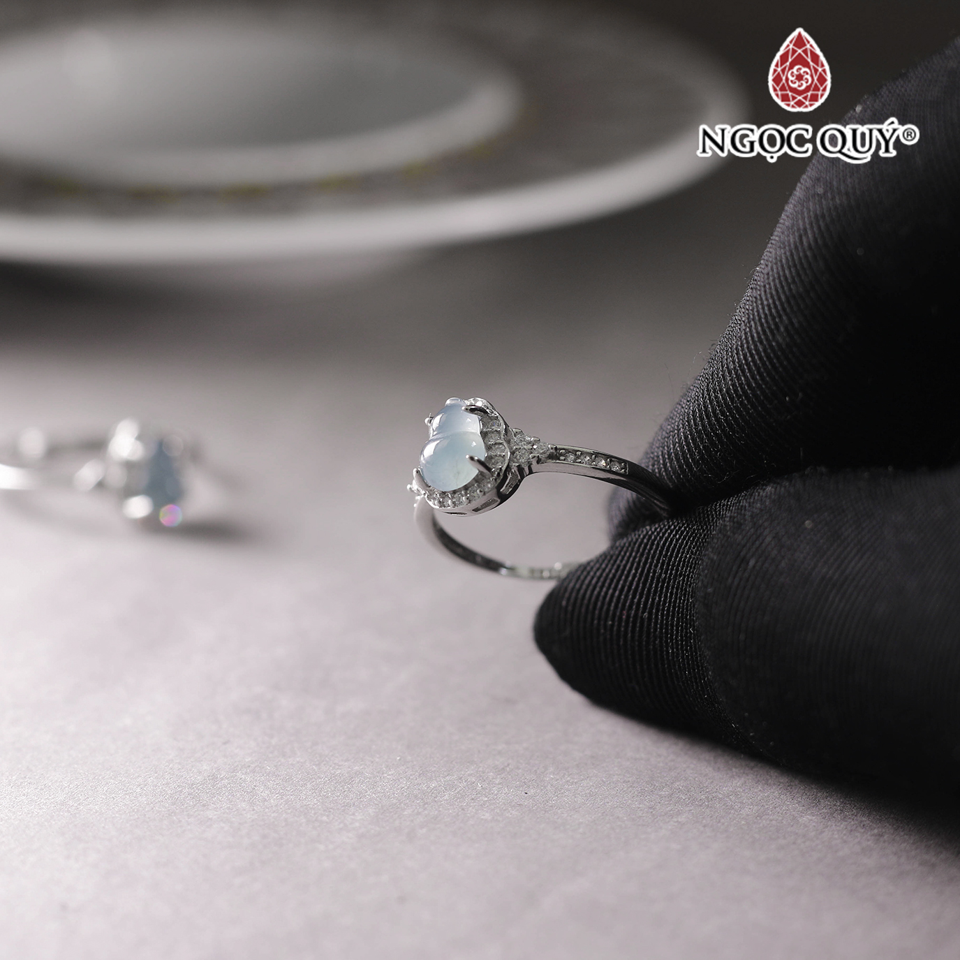 Nhẫn bạc hồ lô lam băng type A 5x7mm mệnh hỏa, mộc - Ngọc Quý Gemstones